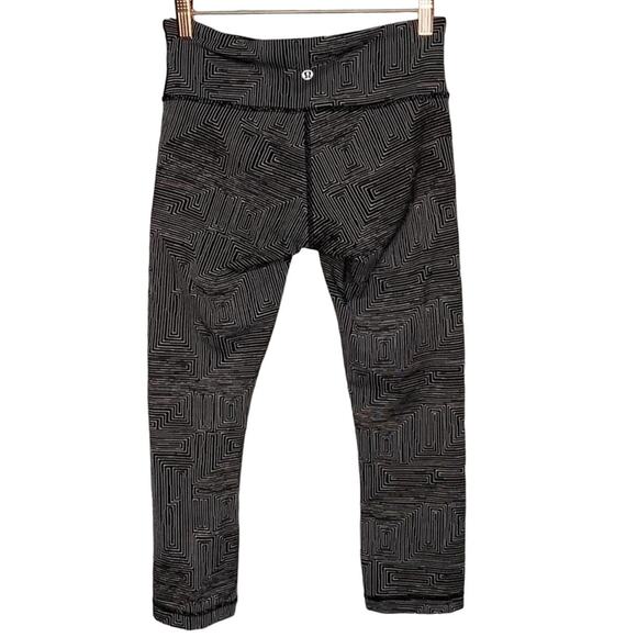Lululemon Wunder Under Crops Maze Jacquard Size 4 Cropped Leggings Gray - Picture 6 of 9